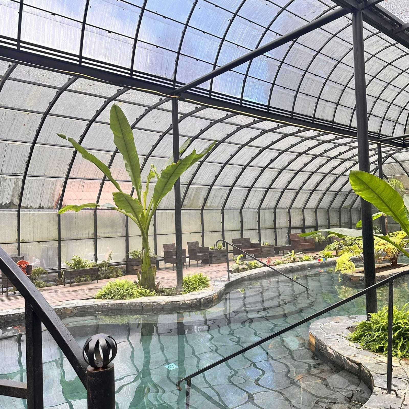 Entrada Día Completo – Parque Termal Botánico en Pucón